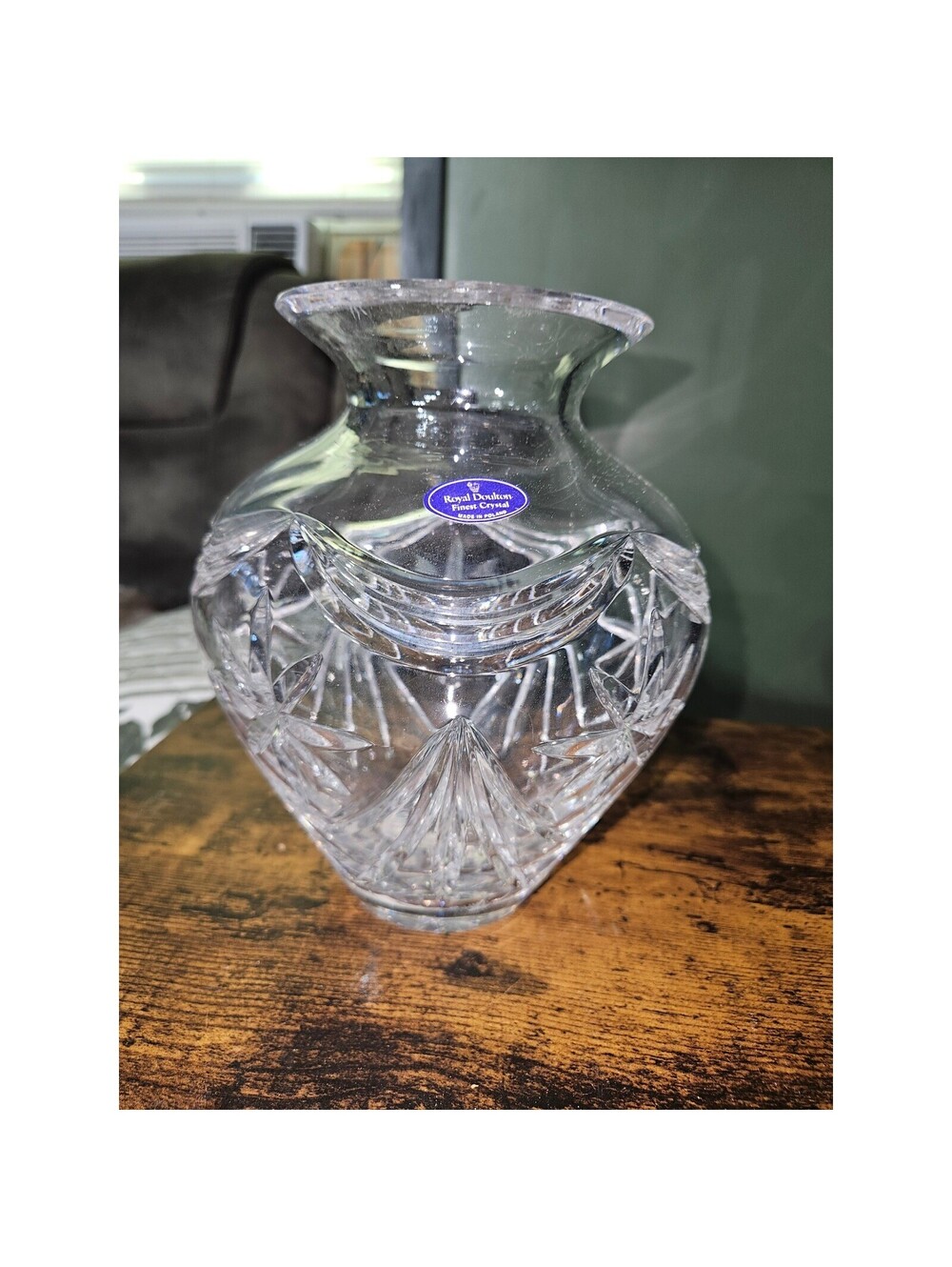 Royal Doulton Finest Crystal Vase Starburst Fan Cut Made in Poland Clear Glass